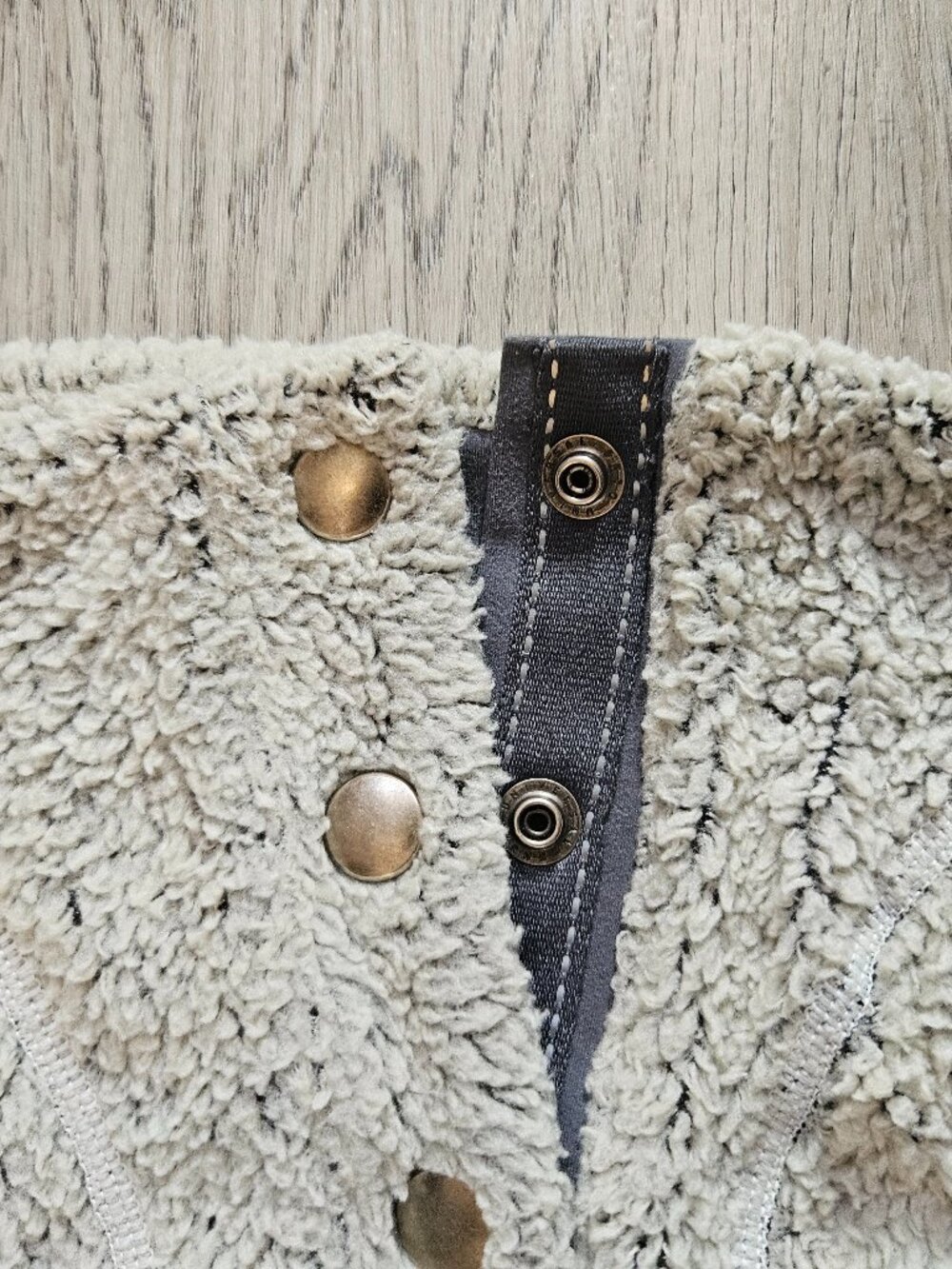 KUHL Womens Size Medium Flight High Pile Fleece Snap Pullover Sweater Oatmeal M - Picture 4 of 9